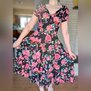 Unique Vintage floral dress Swing style Retro Rockabilly Medium 50s 40s Pinup